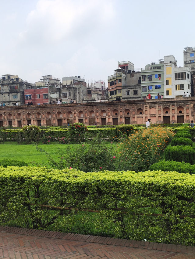 達卡｜門票差一倍 拉爾巴格堡Lalbagh Fort其實更適合慢步放空而非追求壯觀建築