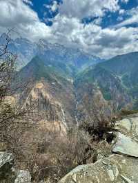 Into the Gorge: A 2-Day Trek through Tiger Leaping Gorge🇨🇳
