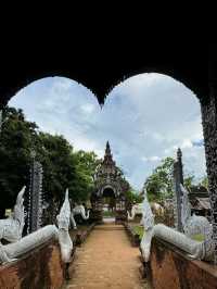 วัดโลกโมฬี เป็นวัดเก่าแก่แห่งหนึ่งในเชียงใหม่