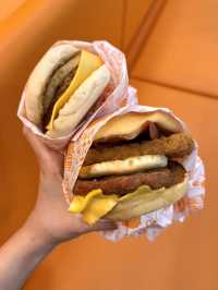 Spacious 24-Hour Popeyes Spot in Somerset