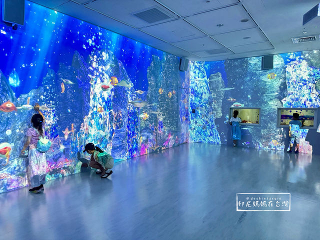Xpark meets naked ocean light