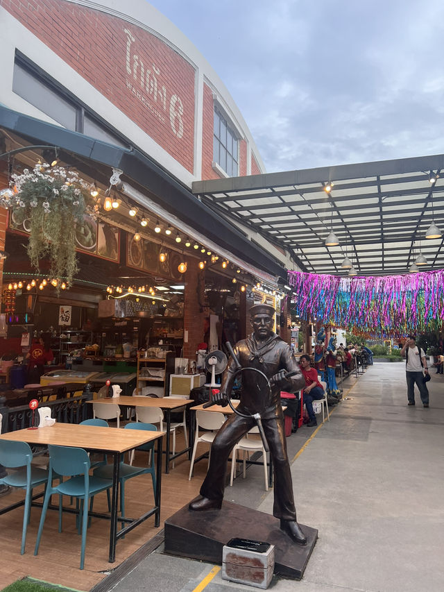 【曼谷】 Asiatique 河濱碼頭夜市