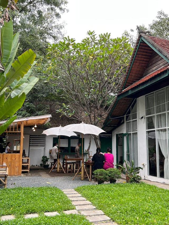 บุญปาก Thai Dessert & Tea