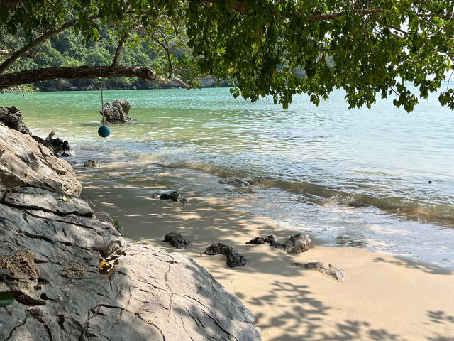 หาดลับ✨ มีแต่คนพื้นที่ที่รู้จัก น้ำใสเหมือนสระ
