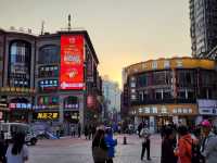 Guangzhou’s Twin Shopping Streets: Style Meets Tradition