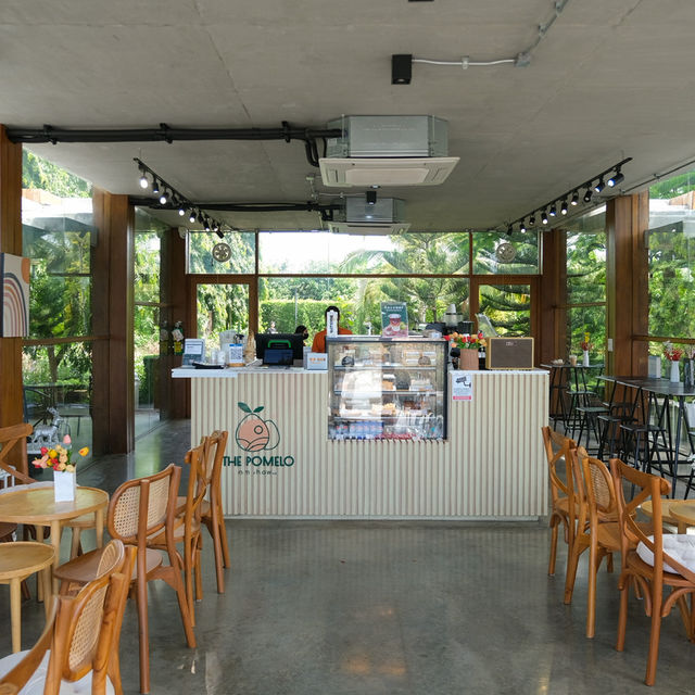 คาเฟ่ริมน้ำสุดชิล วิวสวย บรรยากาศดีต่อใจ #อัมพวา 🍋‍🟩