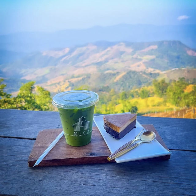 MiYo Cafe เชียงราย — คาเฟ่กลางดอย วิวโคตรดี