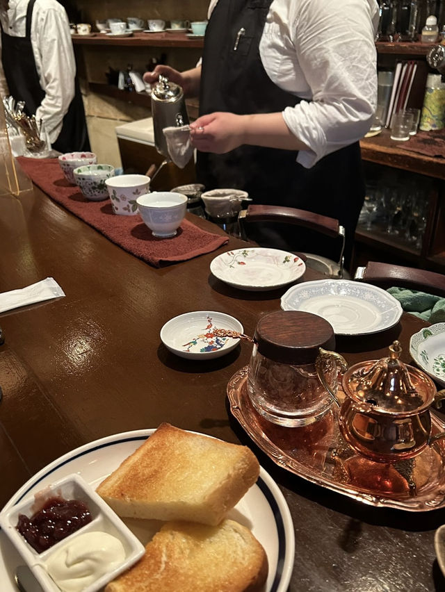 Tajimaya Coffee House – Shinjuku’s Timeless Kissaten