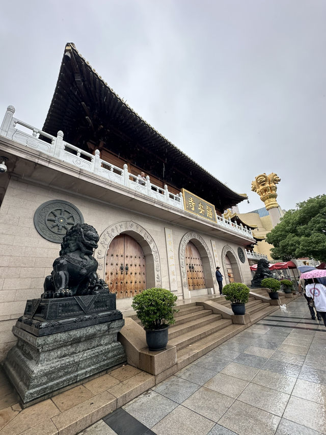 Jing’an Temple มาเซี่ยงไฮ้ไหว้พระ เที่ยวสบายใจ 