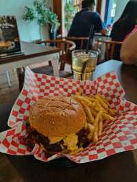 Relax and Refuel: A Budget-Friendly Café in Desaru