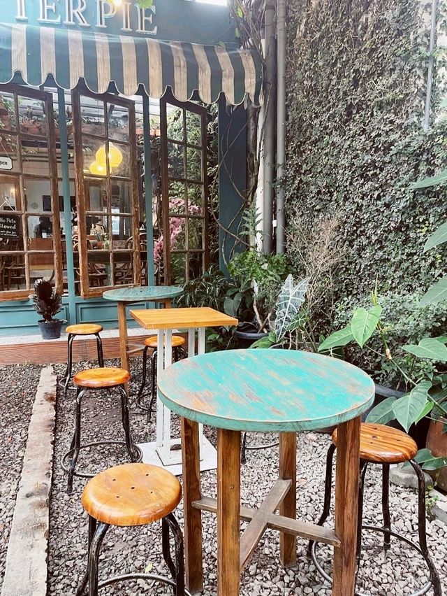 Cap Tiga Bersaudara Cafe