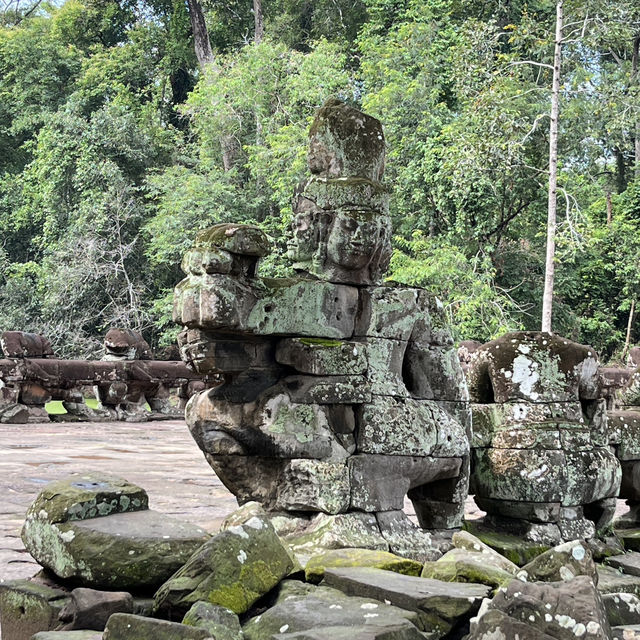 🛕 Bakong Temple – The Birthplace of Khmer Greatness