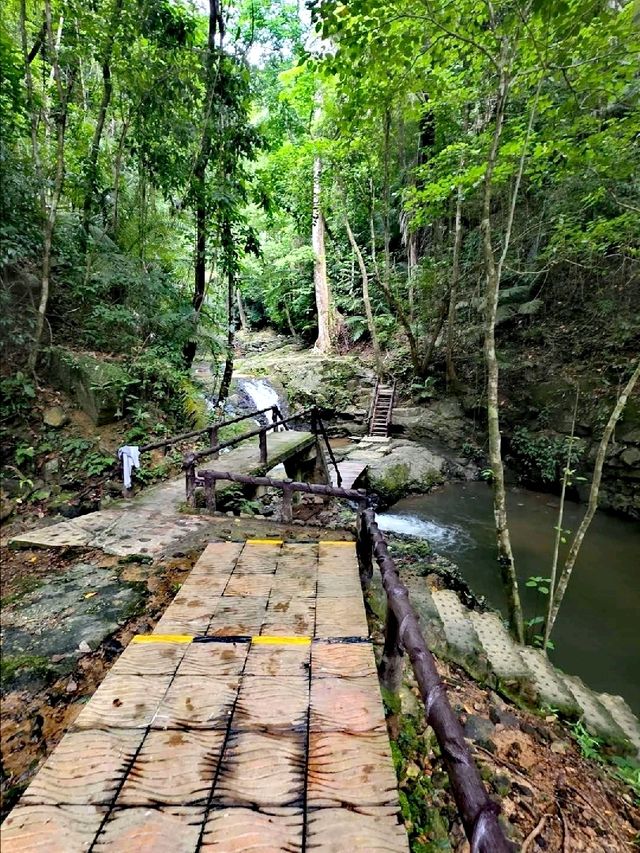 Khao Phanom Bencha 國家公園