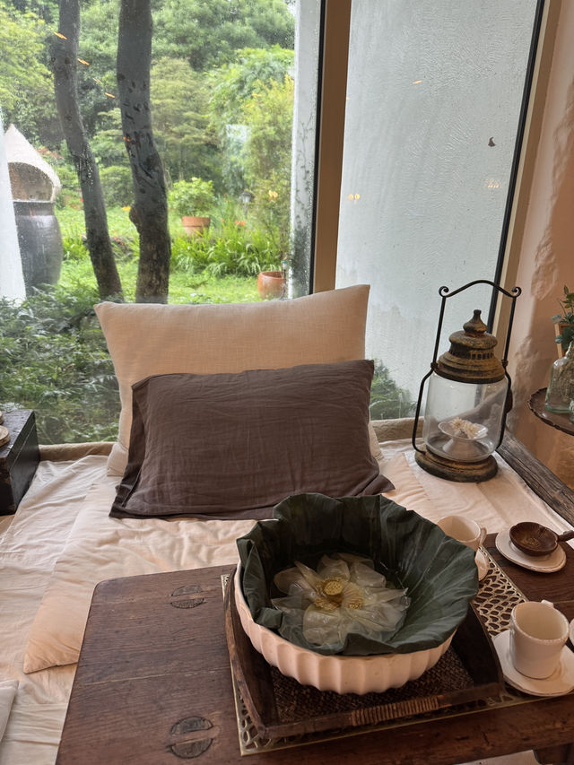고요한 공간에서 마시는 예쁜 백연꽃차 제주 카페, 갤러리카페 필연