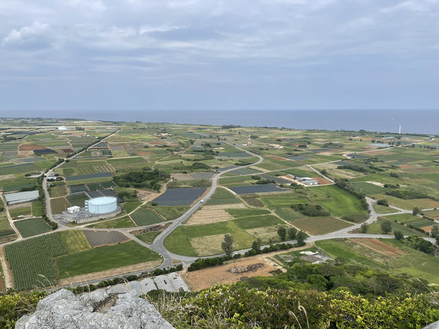 【城山（タッチュー）｜沖縄・伊江島 「たった172mなのに大満足！島のシンボルから見渡す絶景パノラマ」】