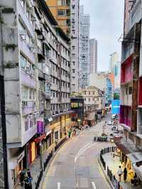 Lively Stroll Through Kowloon