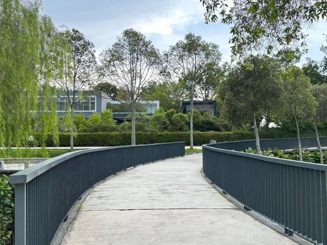 Tropicana Heights’ Central Park: where me-time meets greenery. Jog the lake, chill in the garden, an Tropicana Heights’ Central Park: where me-time meets greenery. Jog the lake, chill in the garden, an