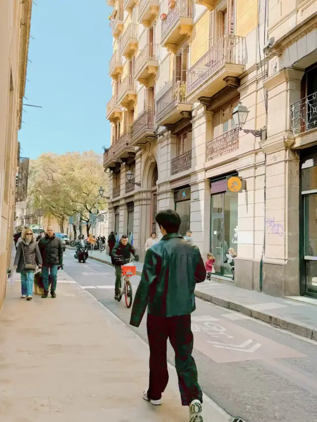 Barcelona's Must-Visit Hot Spots