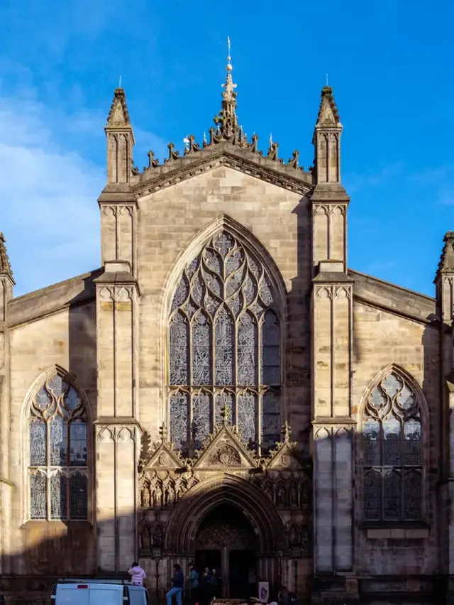 Edinburgh's Most Iconic Cathedral - Stunning Stained Glass Art