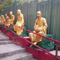 Ten Thousand Buddhas Monastery (Man Fat Sze)