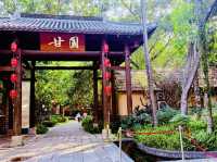甘坑古鎮・書香氣息的沉浸之旅-二十四史書院|傳統國粹・川劇變臉的震撼瞬間