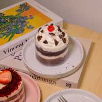 Bombyx Mori Cafe หัวหิน