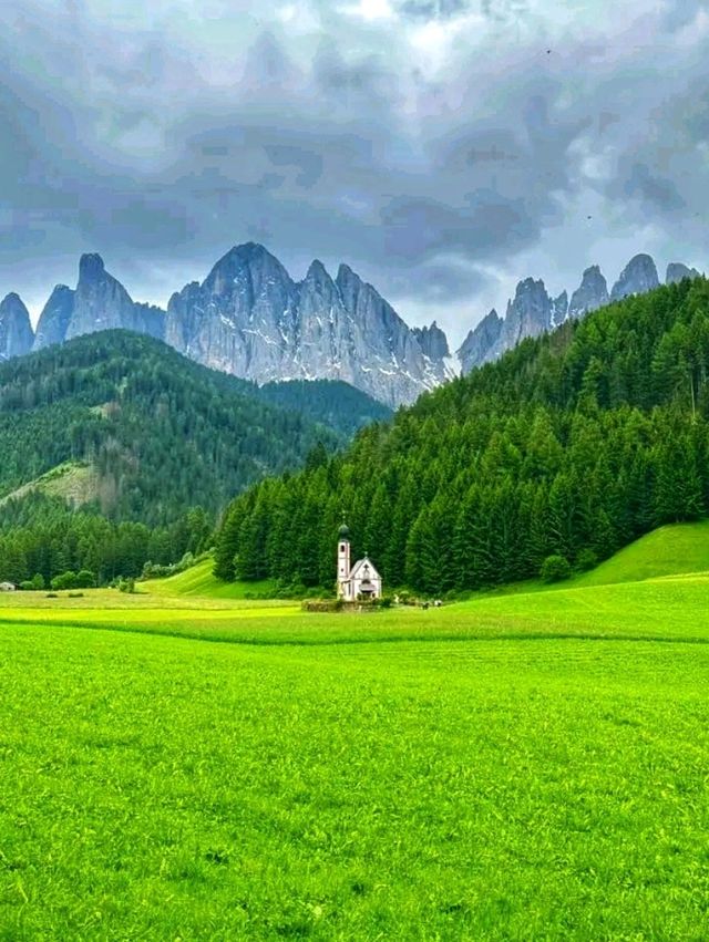 🌄 Val Gardena – The Heartbeat of the Dolomites