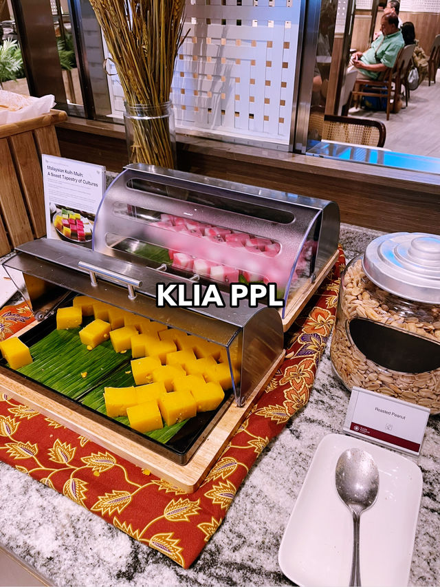Plaza Premium Lounge – Relax, Dine, and Savor at KLIA 