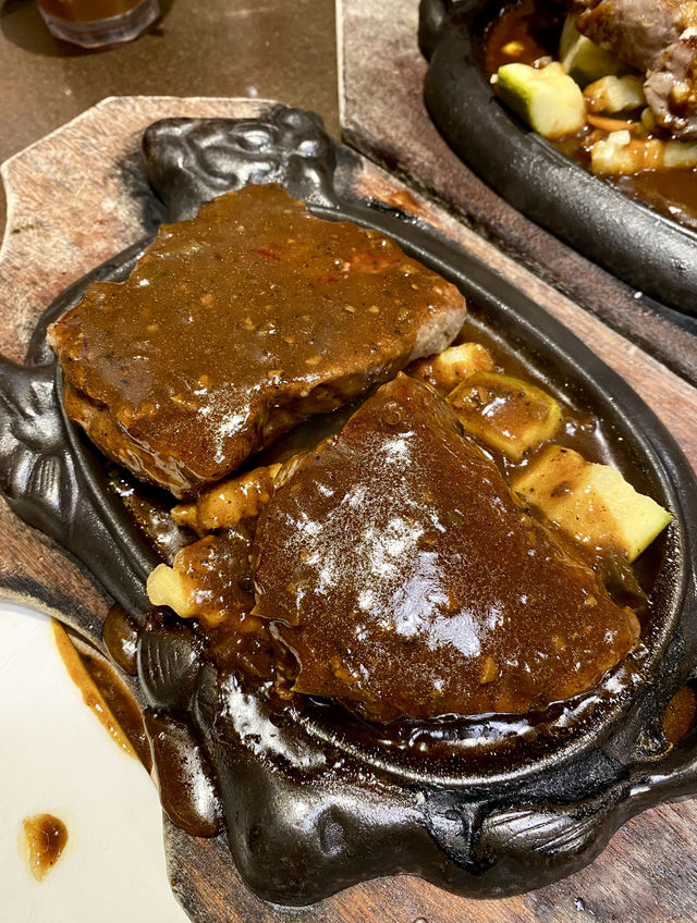 金鳳大餐廳 (屯門)