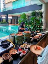 Affordable Stay, Convenience & Great Seafood in Desaru!