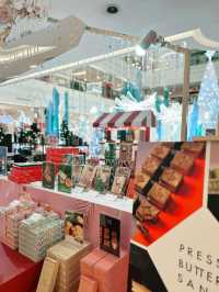 🎄 Festive Finds at One Utama Old Wing: Your Christmas Gift & Photo Spot!