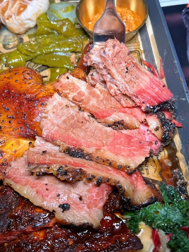 福田隱藏版BBQ餐廳，18小時果木慢燻美味爆發