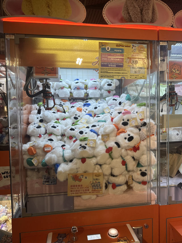 The Ultimate Claw Machine Paradise at Sunway Pyramid 🎡🕹️ The Ultimate Claw Machine Paradise at Sunway Pyramid 🎡🕹️
