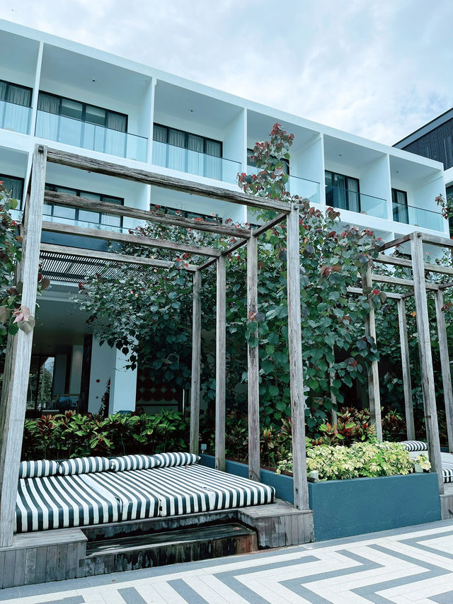 “Roxy Beach Apartment: Perfect Staycation by the Sea” 