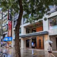 酒店就在西門町隔離
