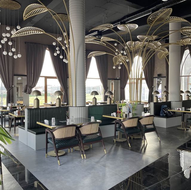 🇹🇷디야르바크르의 가로수길에 새로 문을 연 “Élise restaurant & bar”