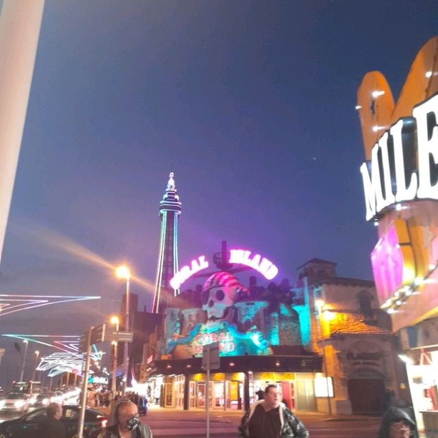 Sunny Blackpool 😀