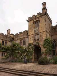 🏰 Haddon Hall – A Timeless Medieval Treasure in the Peak District