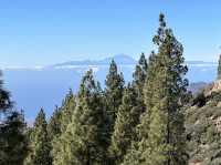 🏞️ Roque Nublo: Touching the Sky in Gran Canaria 🌋✨