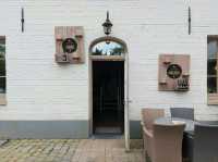 ปราสาทที่เป็นโรงผลิต Abbey beer ตัวแรกของ Limburg