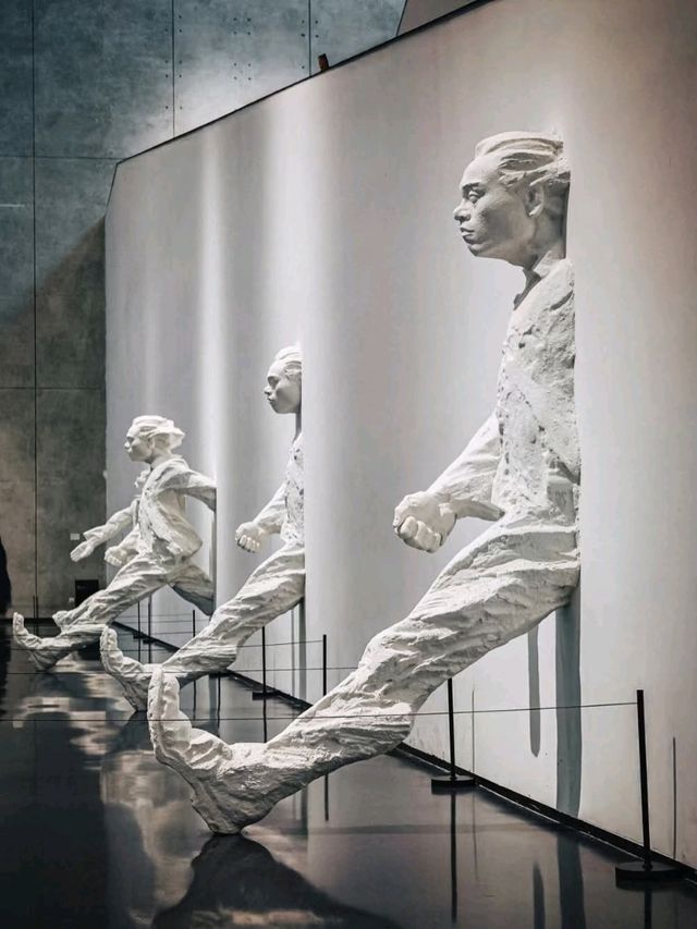 🖼️ Chengdu Art Museum – A Modern Canvas in the Heart of Sichuan