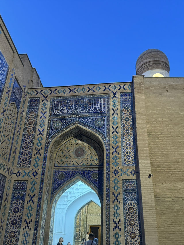 Samarkand Uncovered: A Solo Traveler’s Guide to the Silk Road’s Crown Jewel Samarkand Uncovered: A Solo Traveler’s Guide to the Silk Road’s Crown Jewel