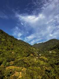 Grand scenery at Lingxiao Temple at Maokong Gondola