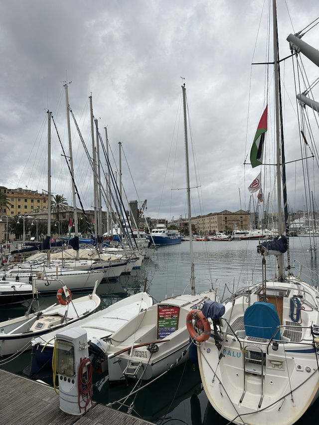 Where History Hits Different: Exploring Genoa’s Epic Streets 🌊🏛️ Where History Hits Different: Exploring Genoa’s Epic Streets 🌊🏛️