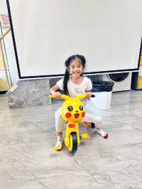 💰人均只需約 $100，就可以入住比卡超主題滑梯房🤩