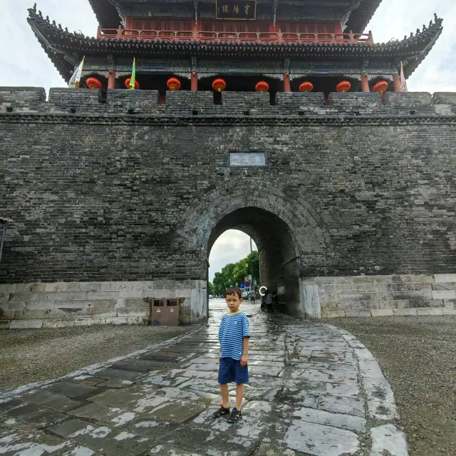 Jingzhou City Wall