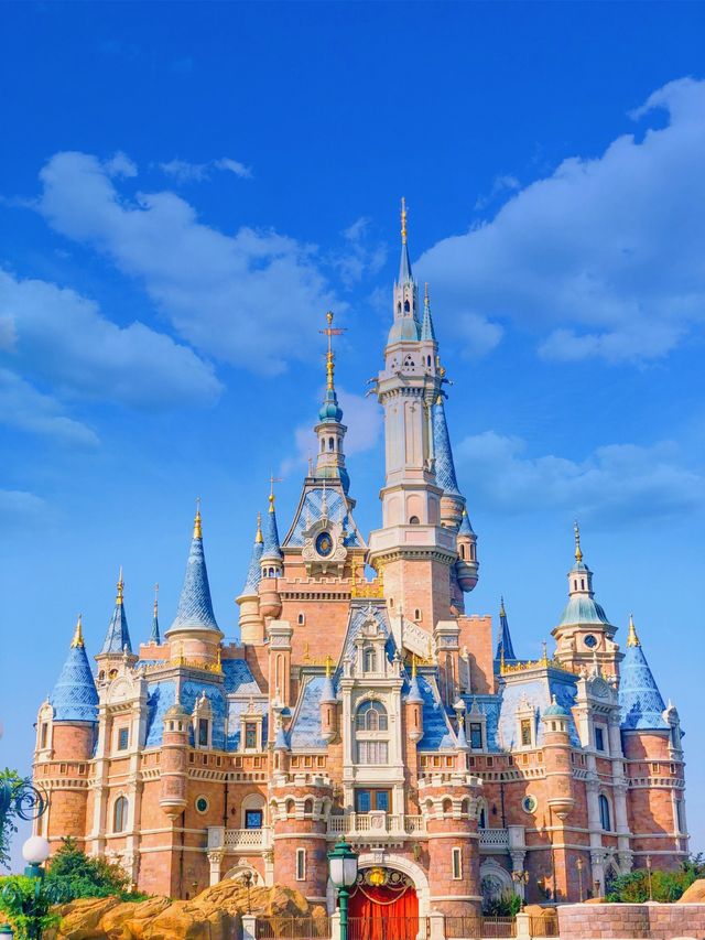 2023 Disney's Guide