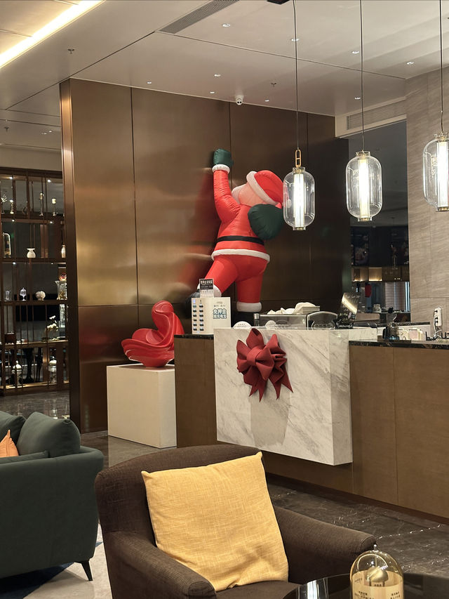 大連這家酒店的海景房也太贊了吧｜星海皇冠假日
