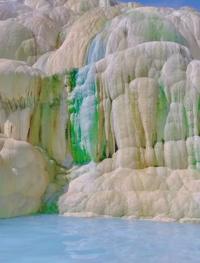 Pretend to be in Turkey | The 'Cotton Castle' hot spring in Ganzi, Sichuan