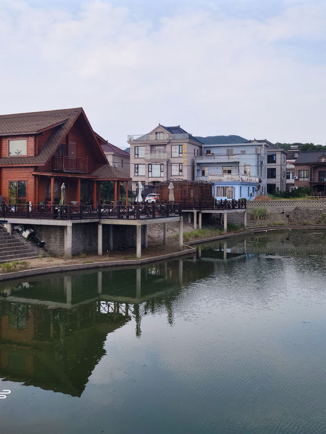 寧波象山斑斕海岸，沿途風光秀麗，非常值得一遊